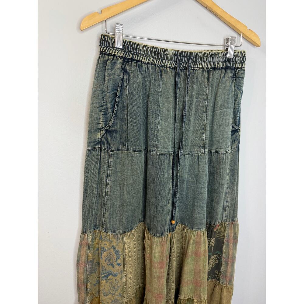 Young Threads Boho chic Tiered Patch Pants Wide Leg Festival Sz M - Picture 3 of 15